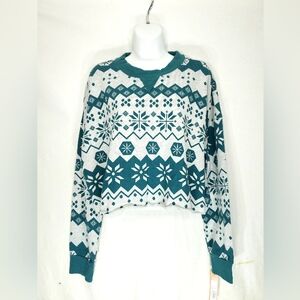 NWT Colsie cropped top, long sleeve shirt